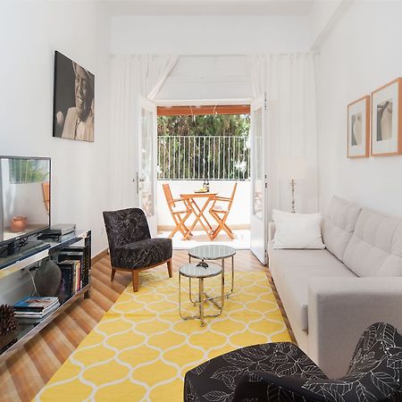 Charming 2Bd Apt W/ Balcony By Sea N' Rent テル・アビブ エクステリア 写真