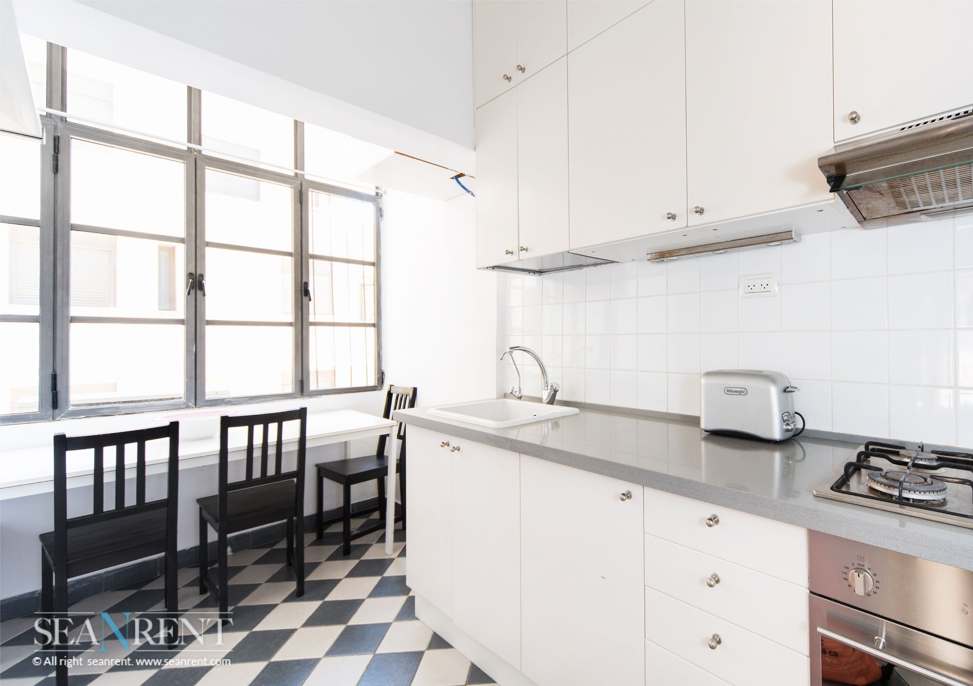 Charming 2Bd Apt W/ Balcony By Sea N' Rent テル・アビブ エクステリア 写真