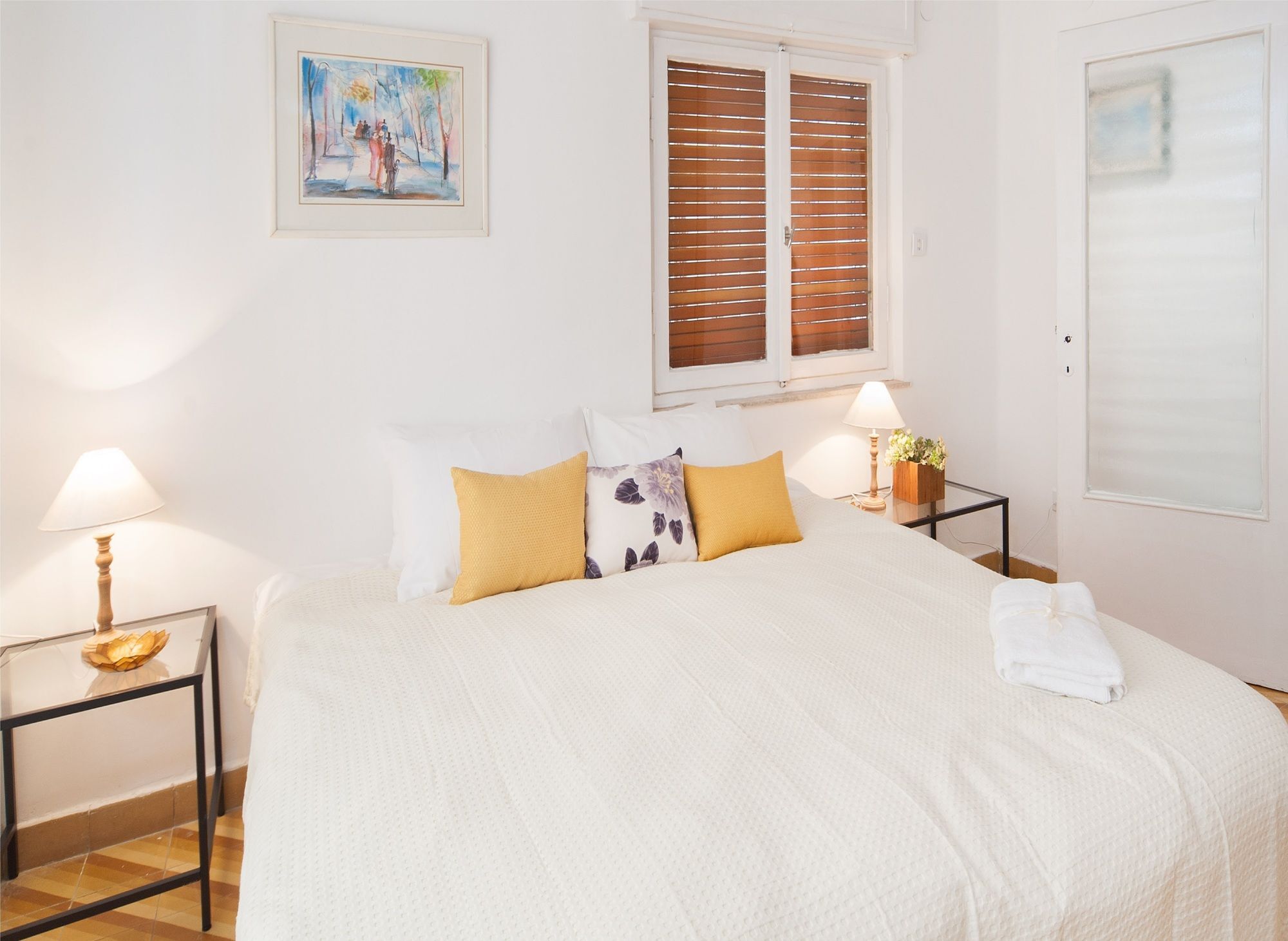 Charming 2Bd Apt W/ Balcony By Sea N' Rent テル・アビブ エクステリア 写真