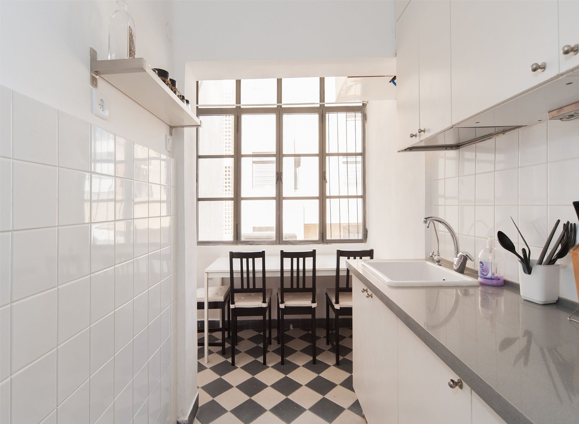 Charming 2Bd Apt W/ Balcony By Sea N' Rent テル・アビブ エクステリア 写真